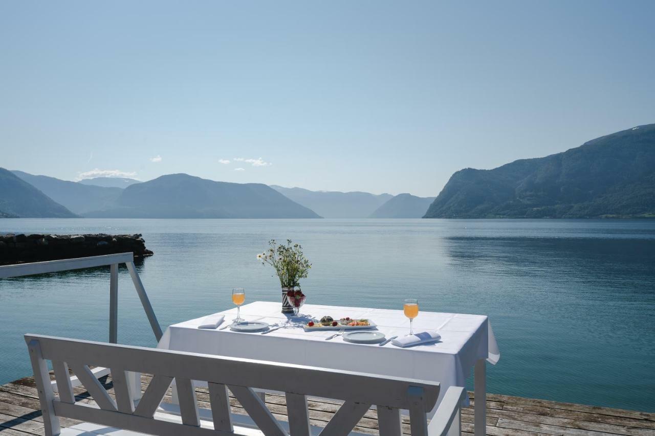 Leikanger Fjordhotel - Unike Hoteller ภายนอก รูปภาพ