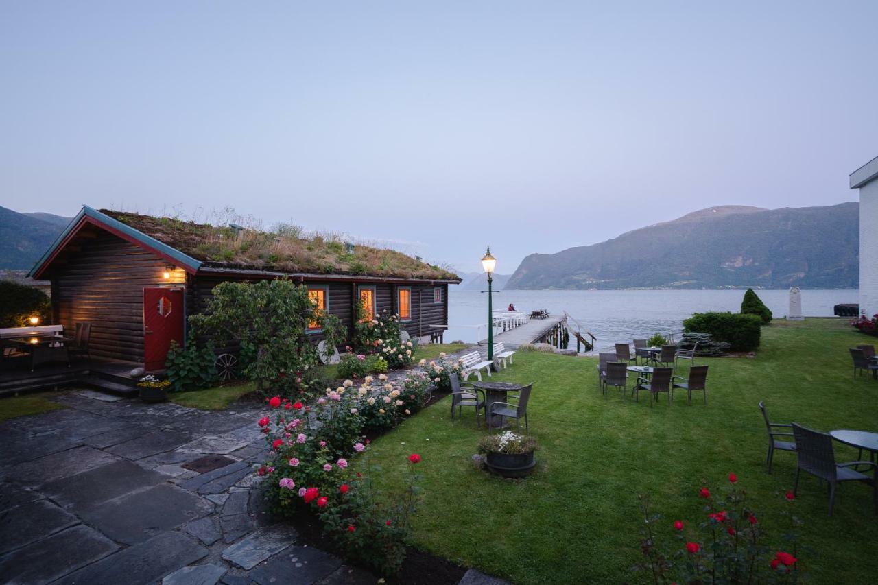 Leikanger Fjordhotel - Unike Hoteller ภายนอก รูปภาพ