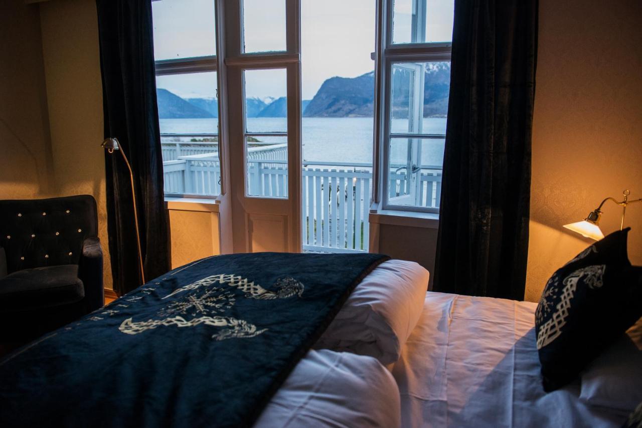Leikanger Fjordhotel - Unike Hoteller ภายนอก รูปภาพ